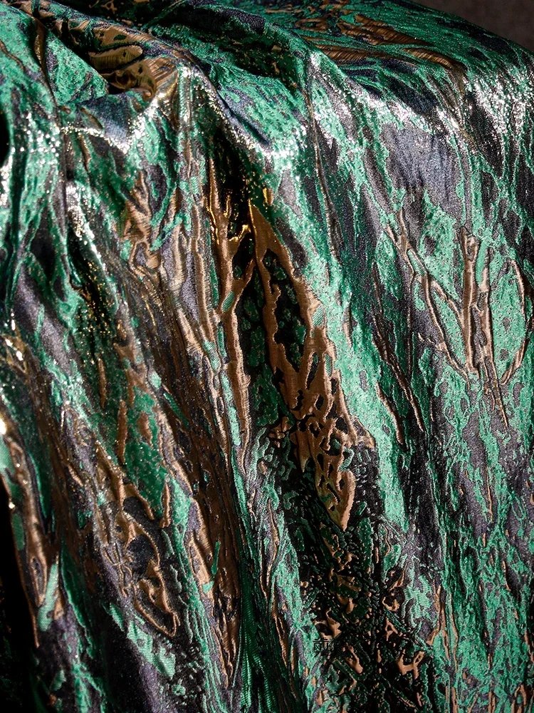 Ретро темно-зеленая 3D текстура Золотая полосатая жаккардовая рельефная ткань