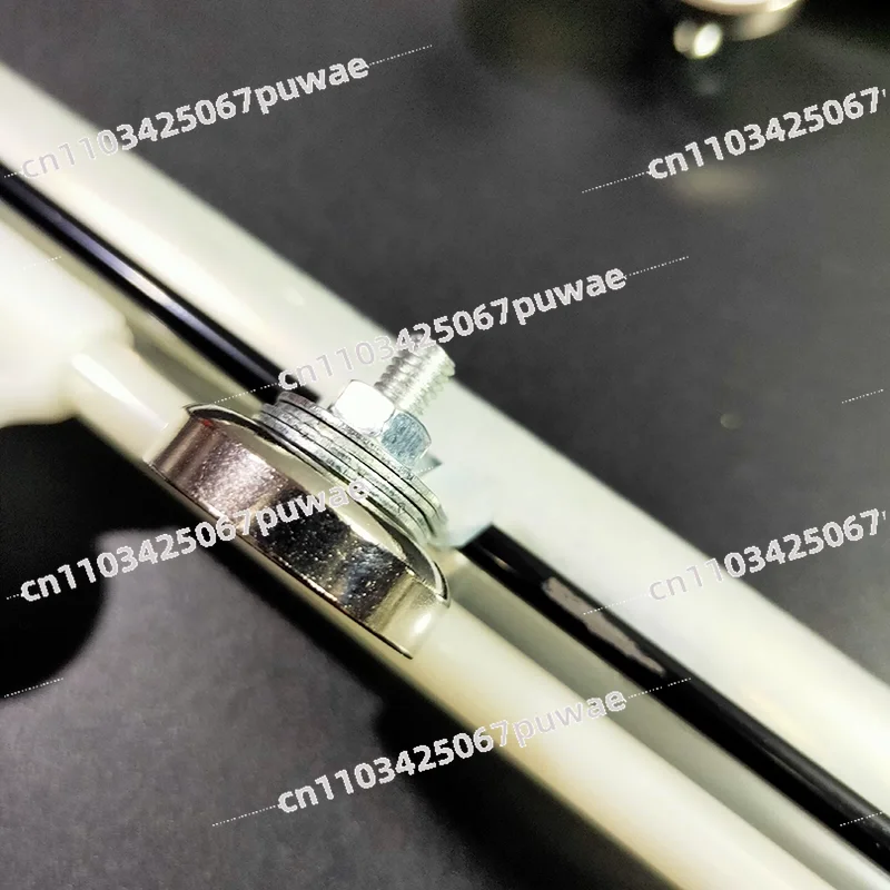 

Защитная шторка для пресс-форм 350-750 мм