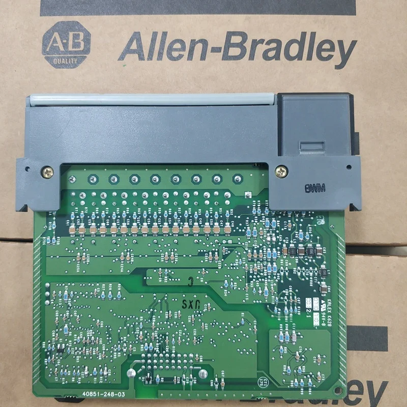 Allen-Bradley AB SLC 8-точечный аналоговый входной модуль 1746-NI8