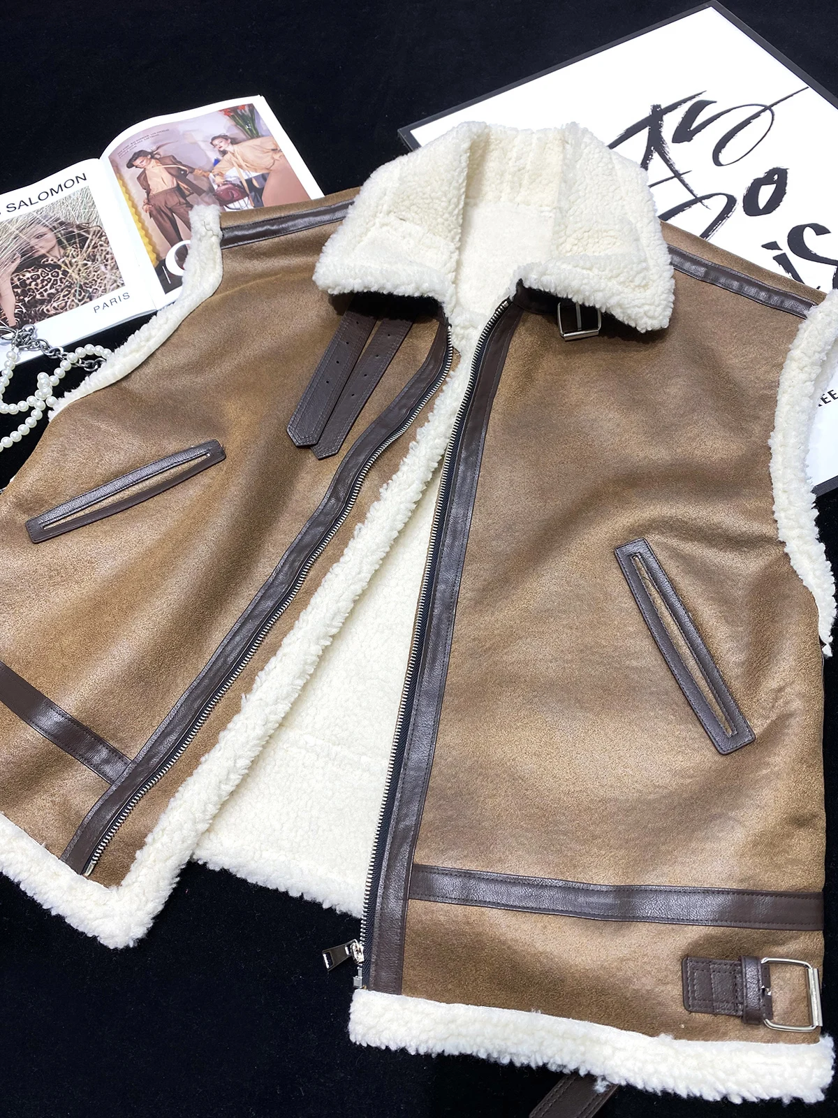 

YOZOU Winter Faux Fur Cotton Lined Zip Up Vest Coat Biker Oversized Loose Thick Sleeveless Jackets Women Warm Outwear Brown