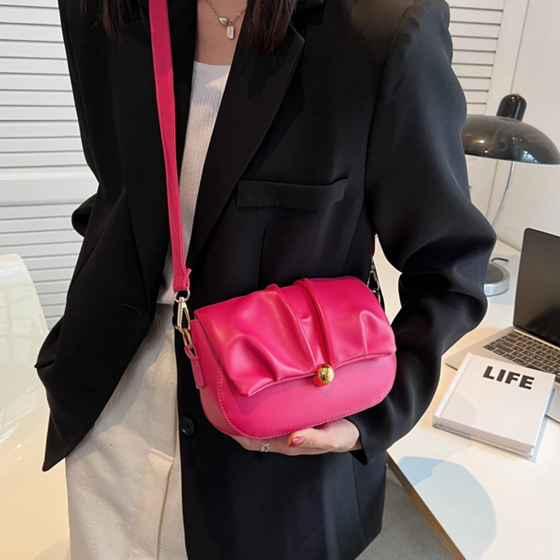 

Ladies New PU Leather Handbags Solid Color Folds Casual Shoulder Crossbody Shopping Handbag Women Fashion Simple Bags 2022