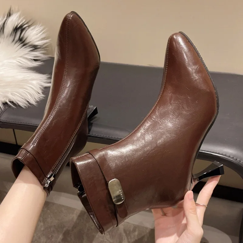 Женские ботильоны на высоком каблуке пикантные замшевые элегантные туфли с