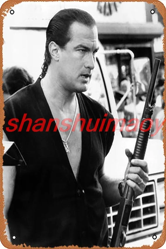 

Металлическая вывеска "Над законом" SHAN