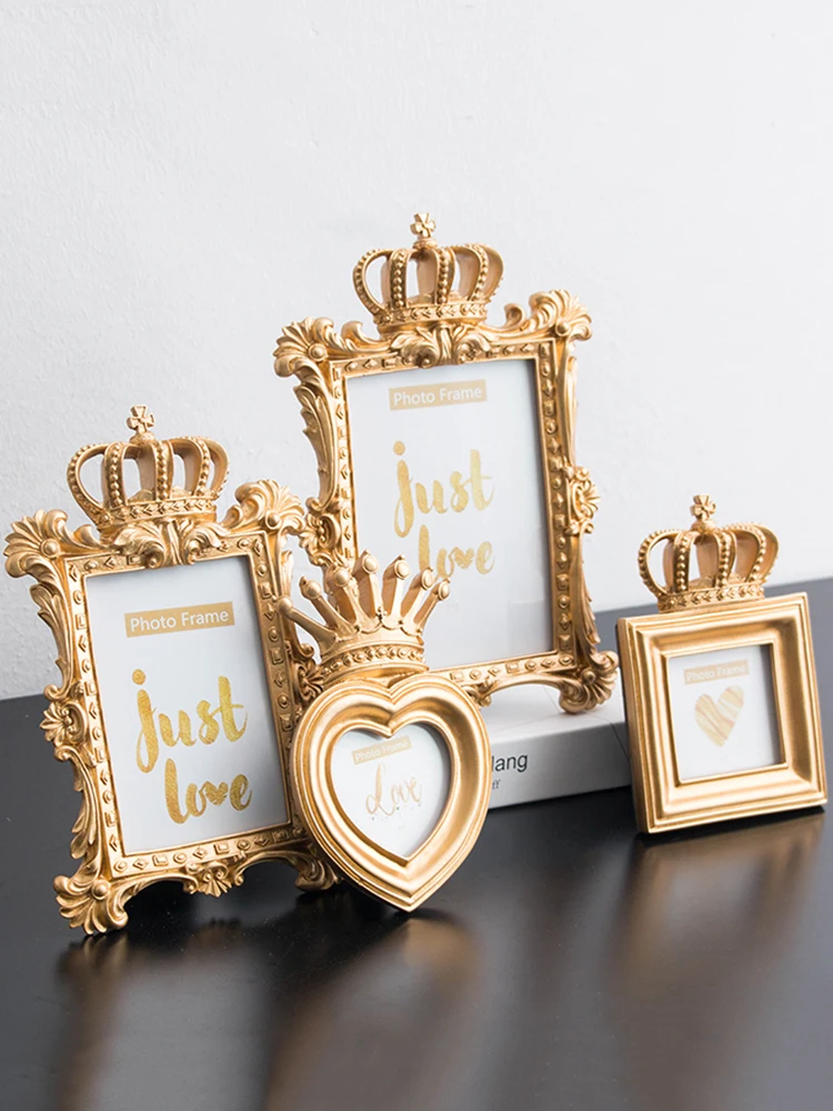 

Golden Resin Photo Frame Crown Modern Decor Love Picture Photo Frame Classic Luxury Vintage Frames Props Home Decorations Crafts