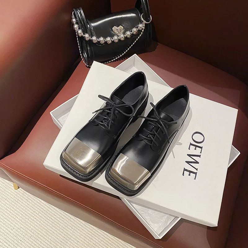 Designer Metal medal oxfords woman flats derby Square head t