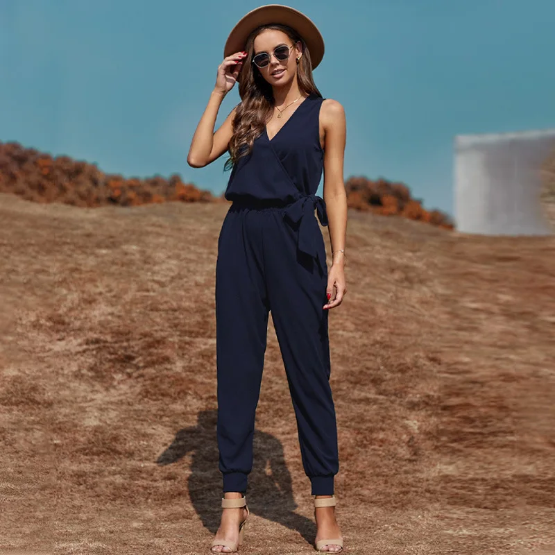 

2022 Summer Women's Holiday Casual Sleeveless Jumpsuit Fashion Ladies Solid Color Bodysuit V-Neck Tank Top Trousers