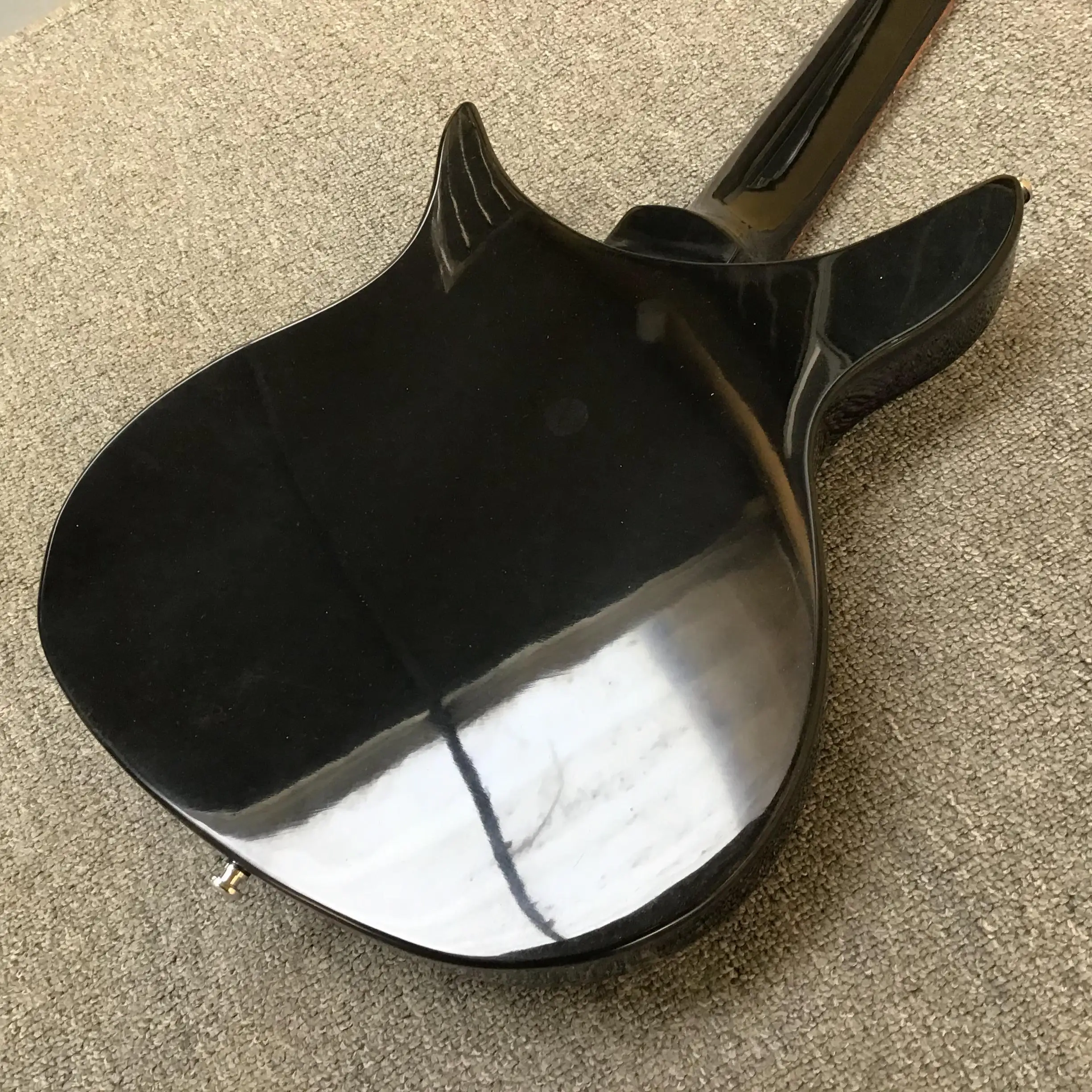 Электрогитара идеального тона яркая черная краска высококачественный материал