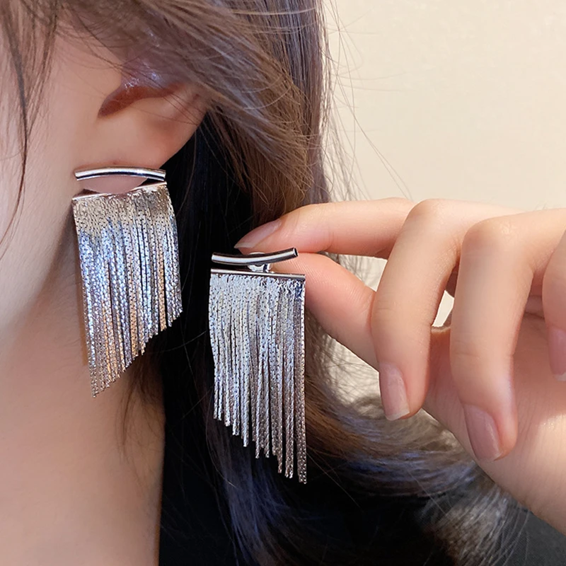 

2023 Korean Fashion Silver Color Arc Bar Long Thread Tassel Earrings For Women Wedding Daily Jewelry Hanging Pendientes Gifts