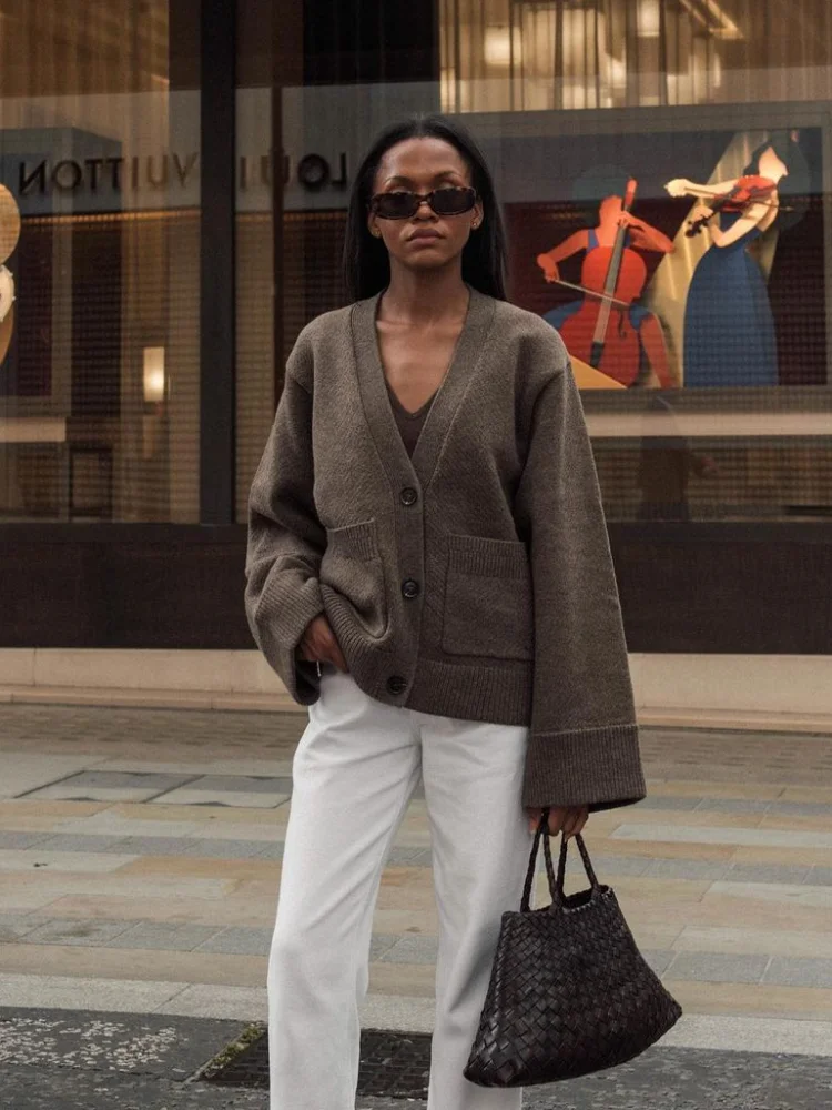 Кардиган женский однотонный с V-образным вырезом элегантный повседневный