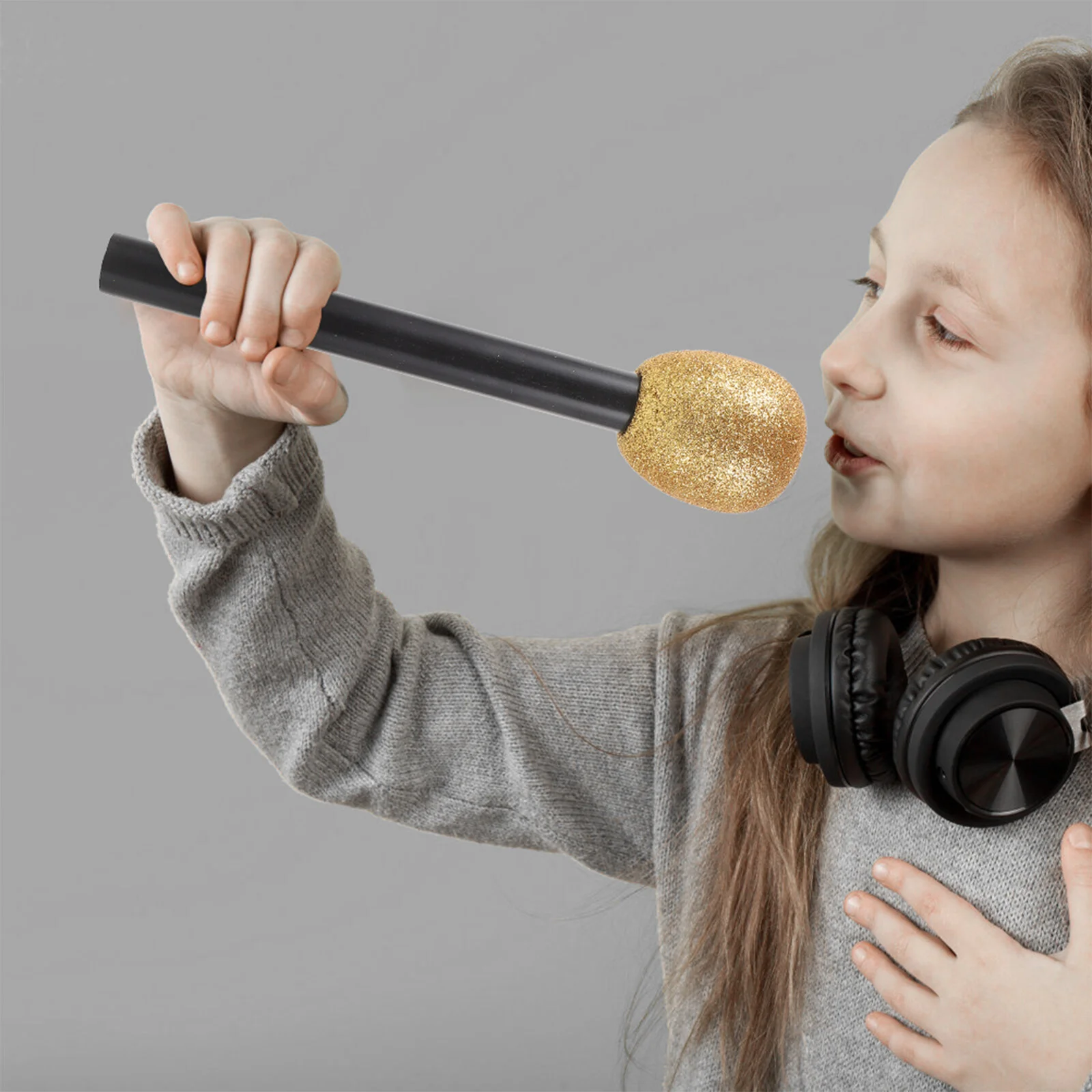 

2pcs Kids Microphone Models Plastic Microphone Models Glitter Microphone Props Party Supplies