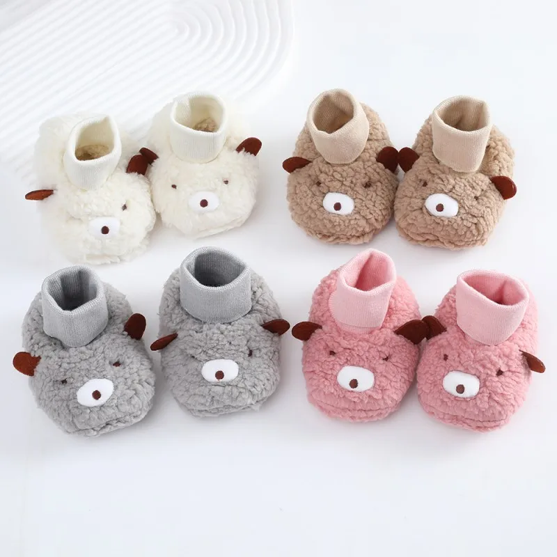 

Теплые зимние ботинки для новорожденных, с мультяшным медведем