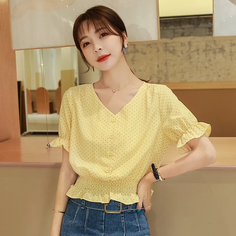 

2023 Summer New Korean V-Neck Slim Shirts Female Yellow Polka Dot Top Ladies Casual Short Sleep Chiffon Shirt MQ266