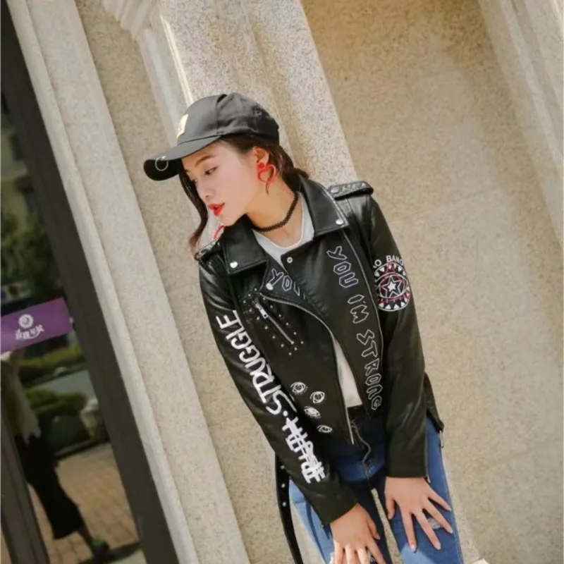 

Spring Autumn 2023 New Rivets Letters Print Motorcycle Leather Short Fashion Hip-hop Jacket Women's Coats Female Outwear
