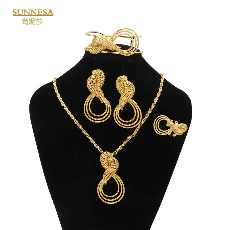 

High Quality African Lager Jewelry Dubai Women Necklace Earrings Set Charm Big Bracelet ensemble de bijoux en plaqué or italien