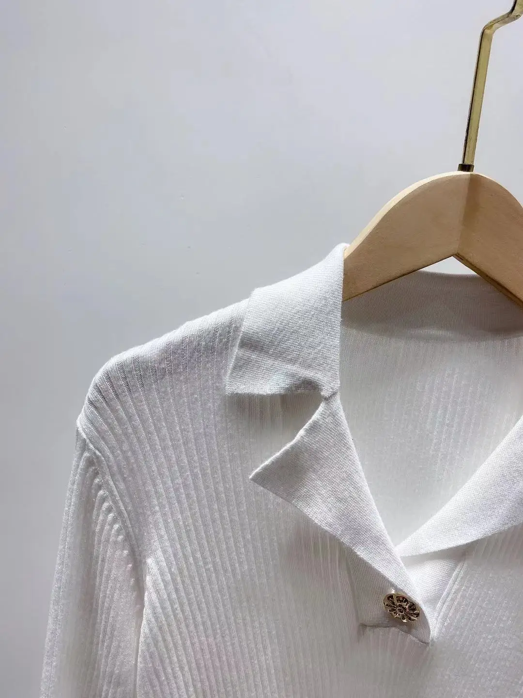 

Women Notched Short Sleeve Slim Fit One Button Spring Summer Knitted Pullover