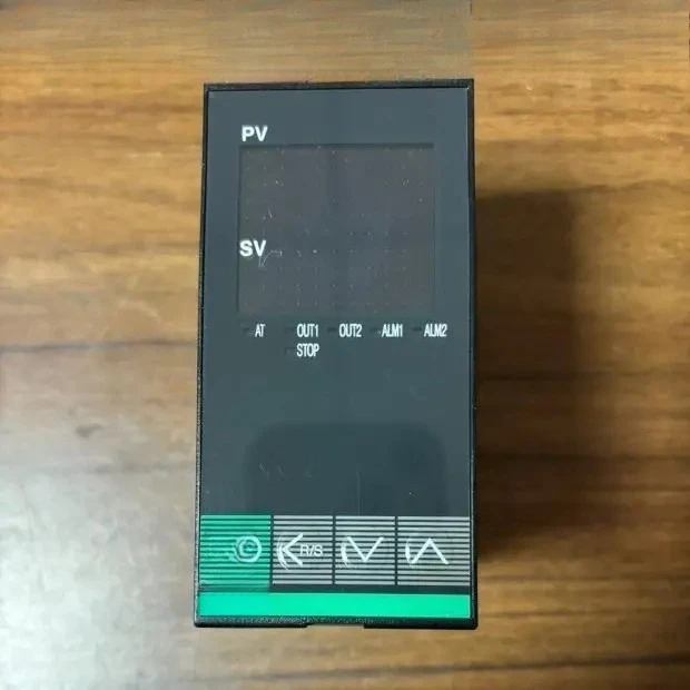Фото Полностью интеллектуальный контроллер температуры RS400 RH400 RS400-MNM*NNN/N MMM*NNN/N №1