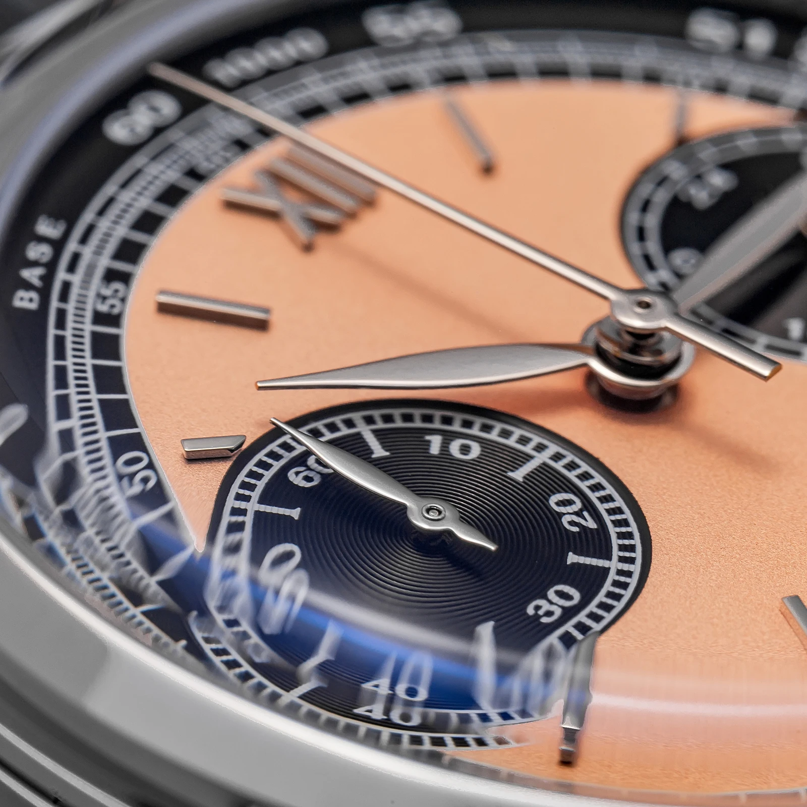 Мужские кварцевые часы с хронографом кожаным ремешком 100 м