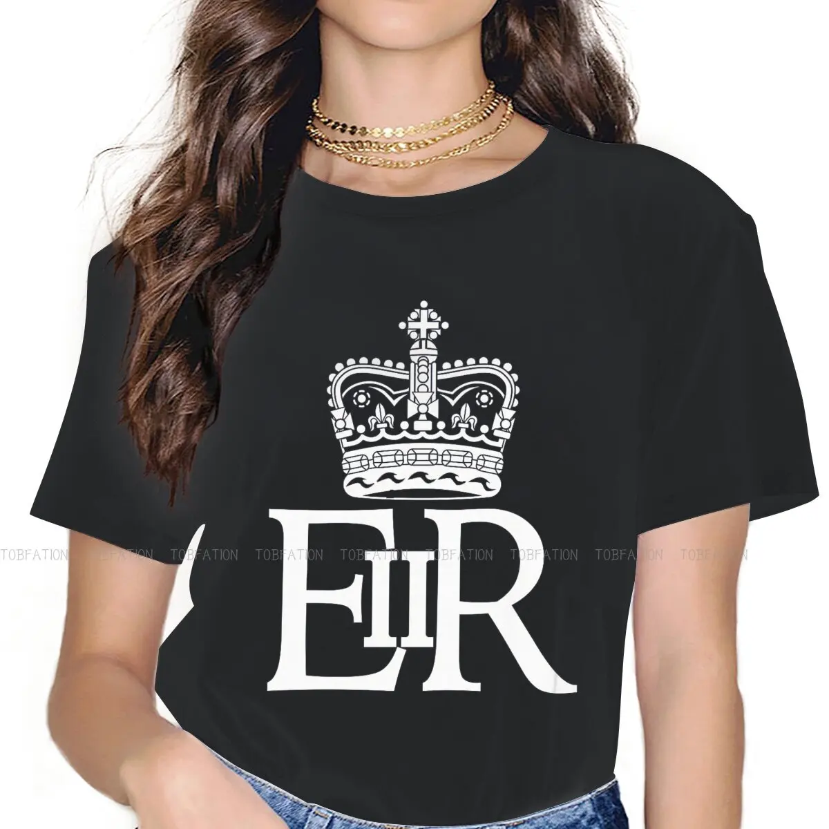 

Женская футболка с надписью «The Royal Cypher of Queen»