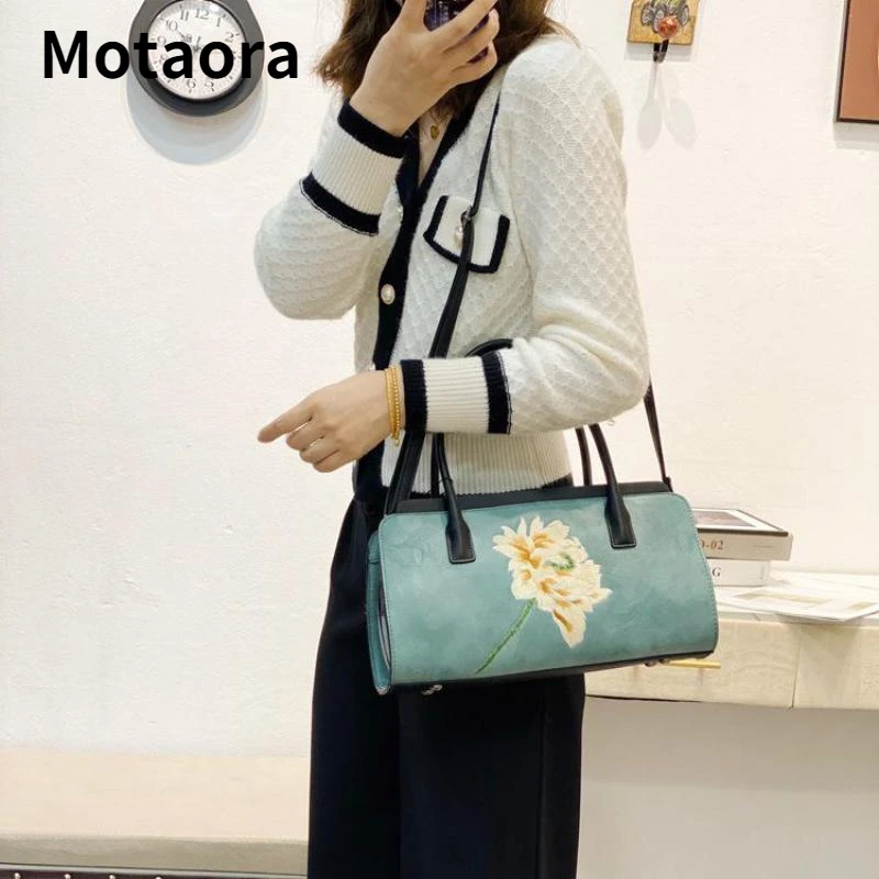 

MOTAORA 2022 New Embroidery Women Leather Handbag Retro Chinese Style Cheongsam Woman Bag Exquisite Floral Ladies Shoulder Bags