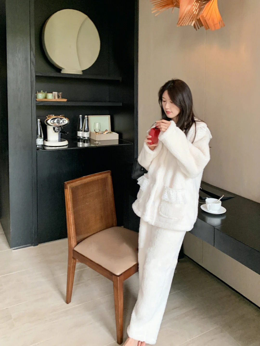 Graceful Lace Coral Fleece Pajamas Women Winter New Advanced Thickened Plush Home Set Can Be Worn outside