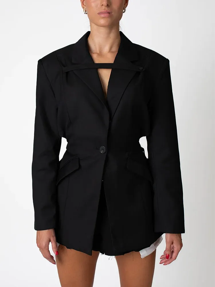 Рисунок 4 - Женский блейзер-туника KBQ