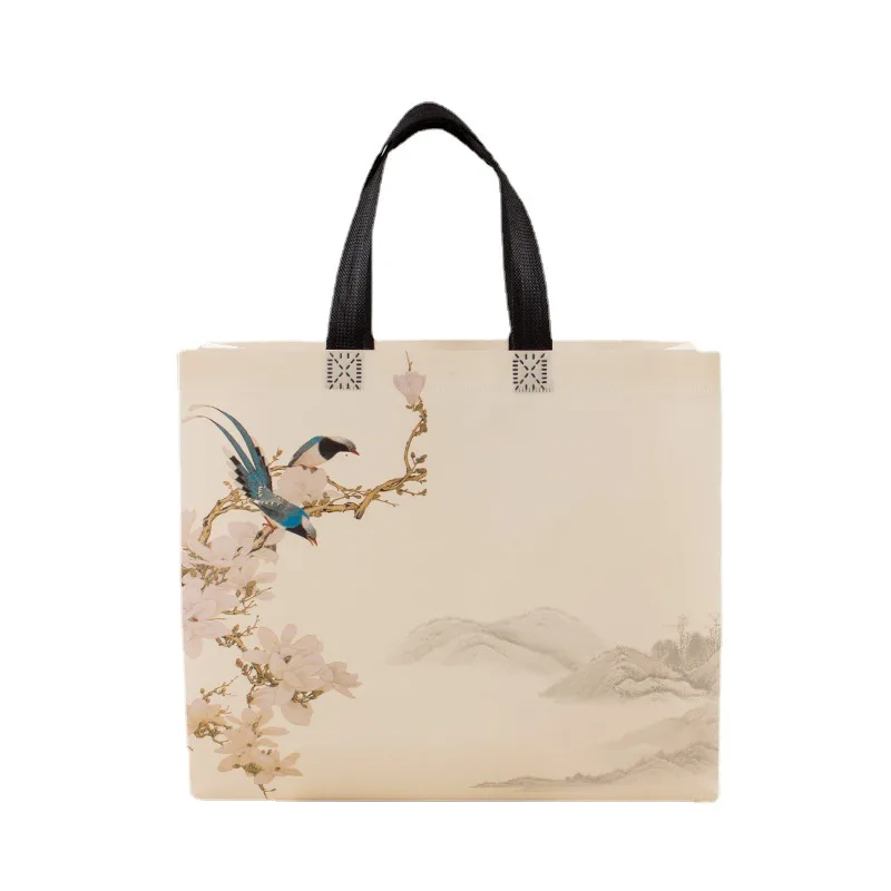 

Нетканые сумки для одежды бежевые