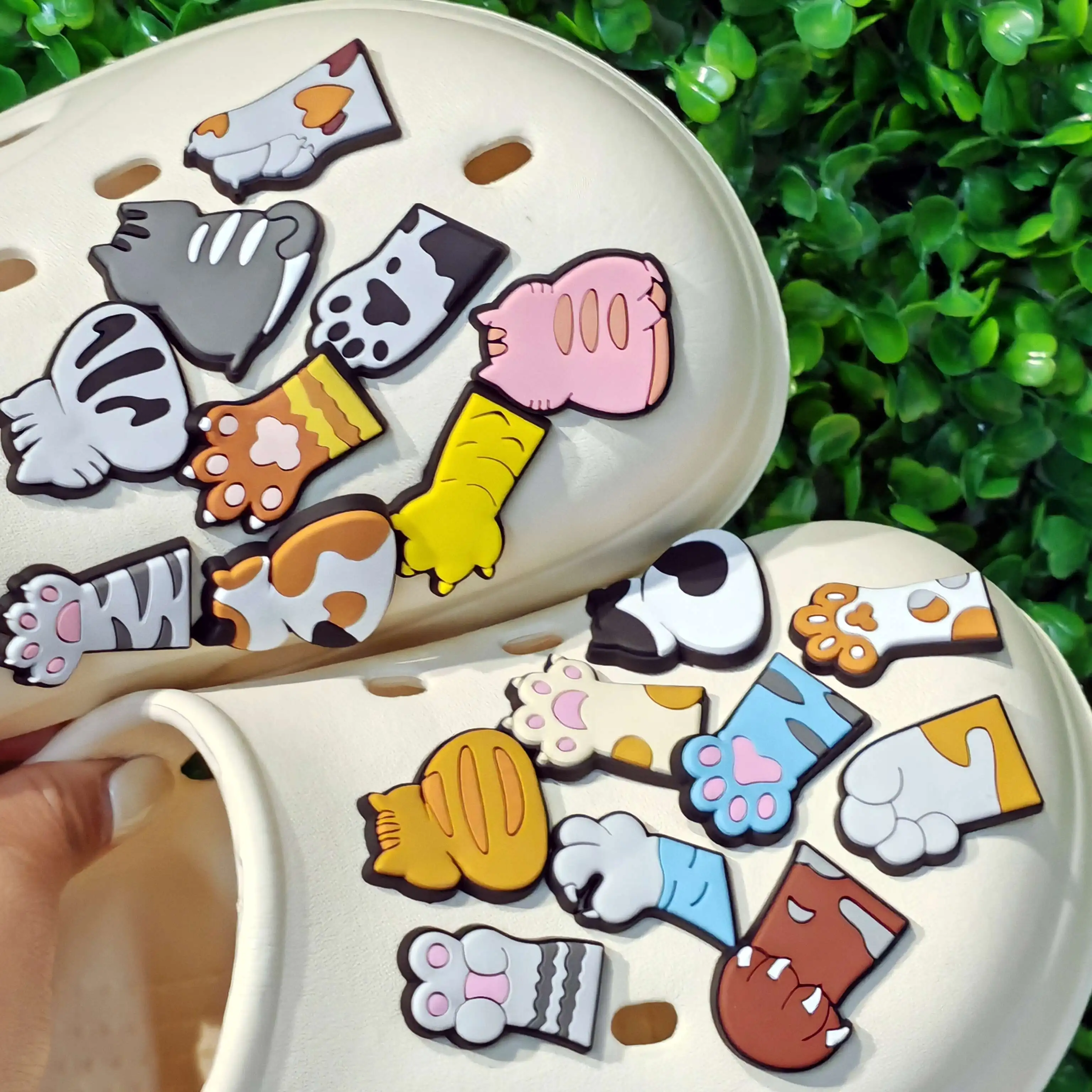 Новинка 1-18 шт. кавайные животные кошачья лапа подвески для обуви из ПВХ подходят