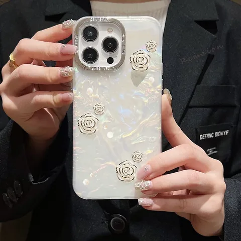 Чехол-накладка с жемчужинами для iPhone