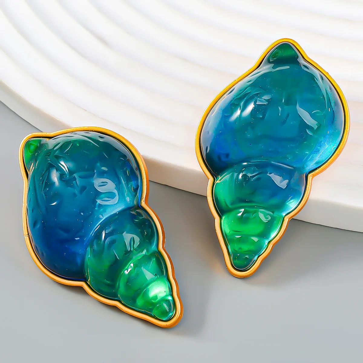 

Vintage Beach Style Dangle Earrings - Handmade Seashell Jewelry for Women