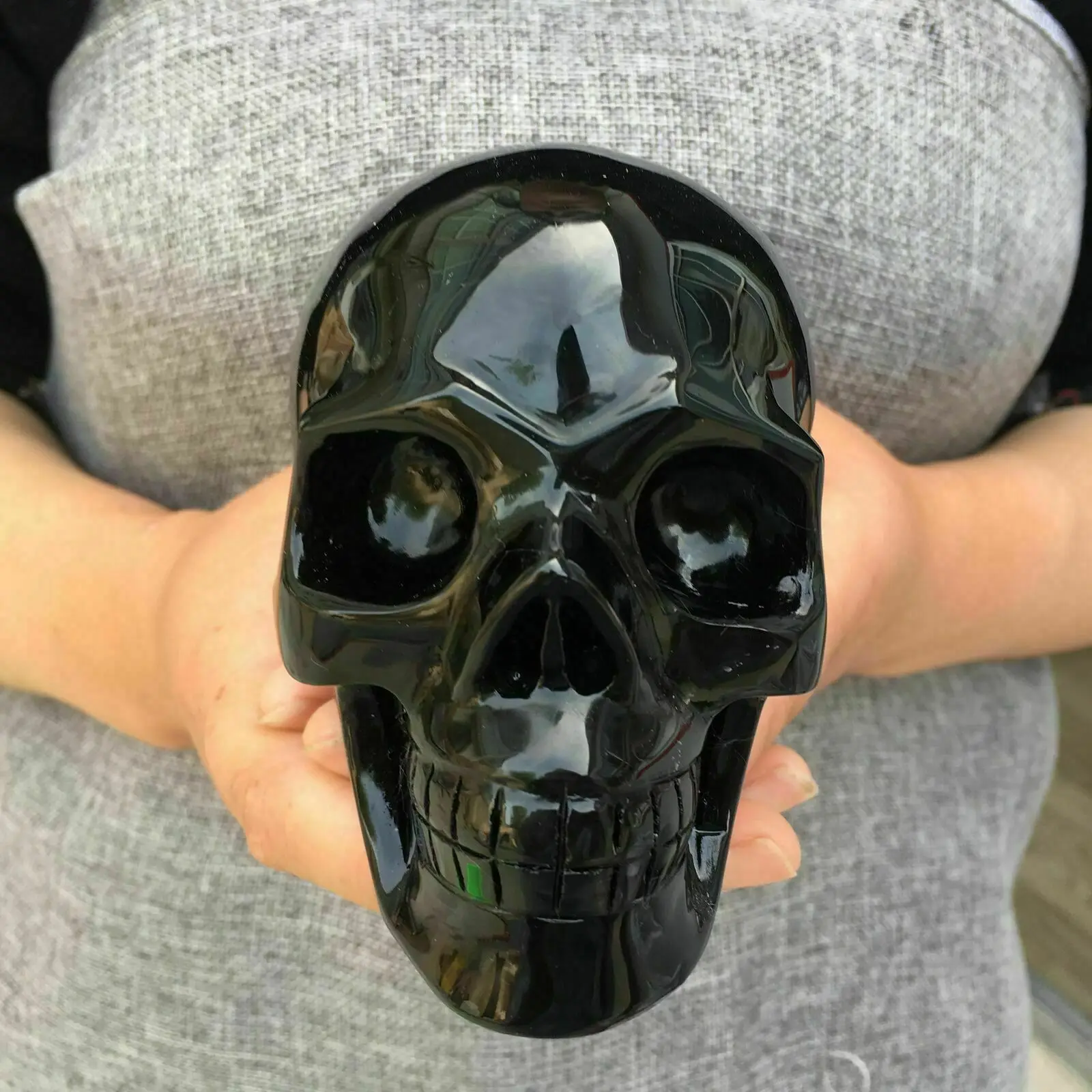 

Natural obsidian quartz skull handcrafted crystal Halloween gifts 1pcs