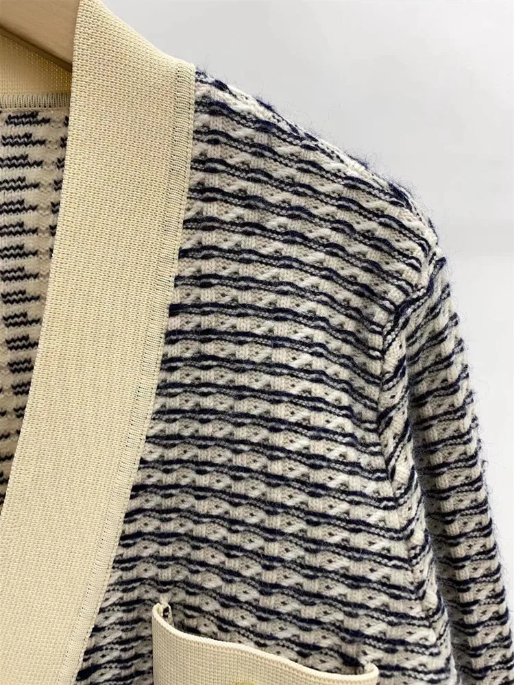 

Women V-neck Sweater Coat Stripes Single Breasted Contrast Color Long Sleeve 2022 Autumn Winter Female Knit Cardigan