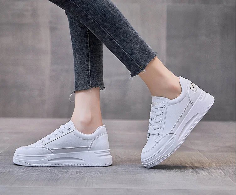 Women Shoes 2021 Breathable Bear Embroidery Flats Shoes Women Platform Lace Up White Shoes Women Casual Shoes Zapatos Mujer
