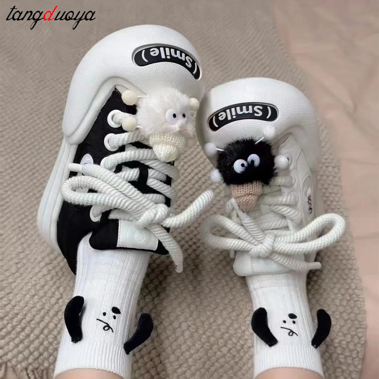 Cute Cartoon Canvas Shoes For Women 2023 Autumn Novelties Casual Flat Shoes Round Toe Non-slip