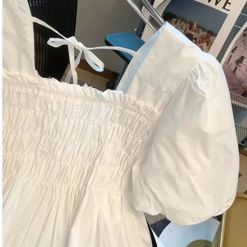 Блузка женская с квадратным вырезом коротким рукавом и шнуровкой