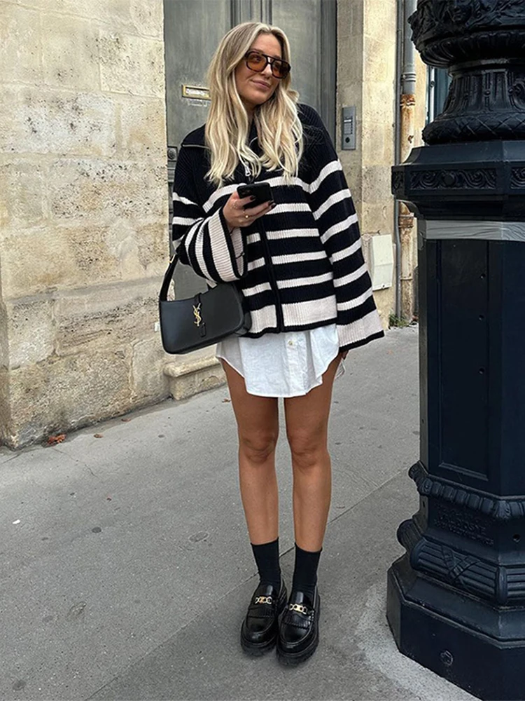

Striped Turn Collar Knitted Sweater Cardigan Female Commute Loose Zipper Tops Autumn Women Fashion Elegant Knitted Clothing