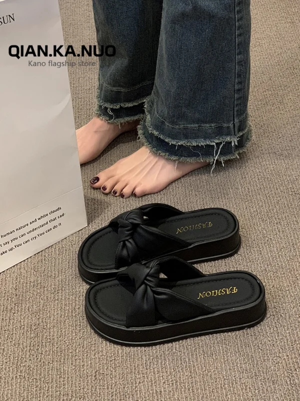 Summer New Soft Sandals Women's Thick Sole Hollow Breathable Mesh Roman Sandals Flat and Simple