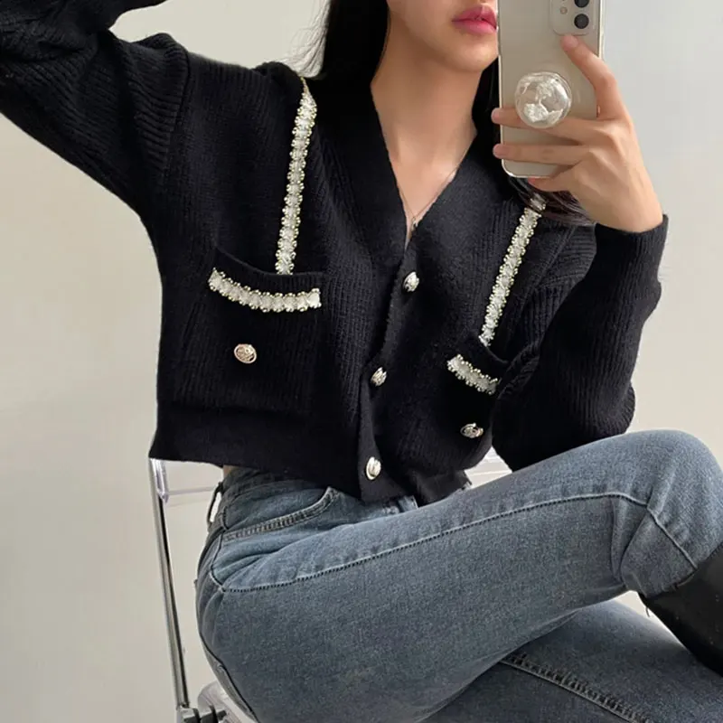 

Женский кардиган с длинными рукавами, теплый мягкий кашемировый свитер в корейском ретро-стиле с отделкой цепочкой, вязаное черное пальто, ...