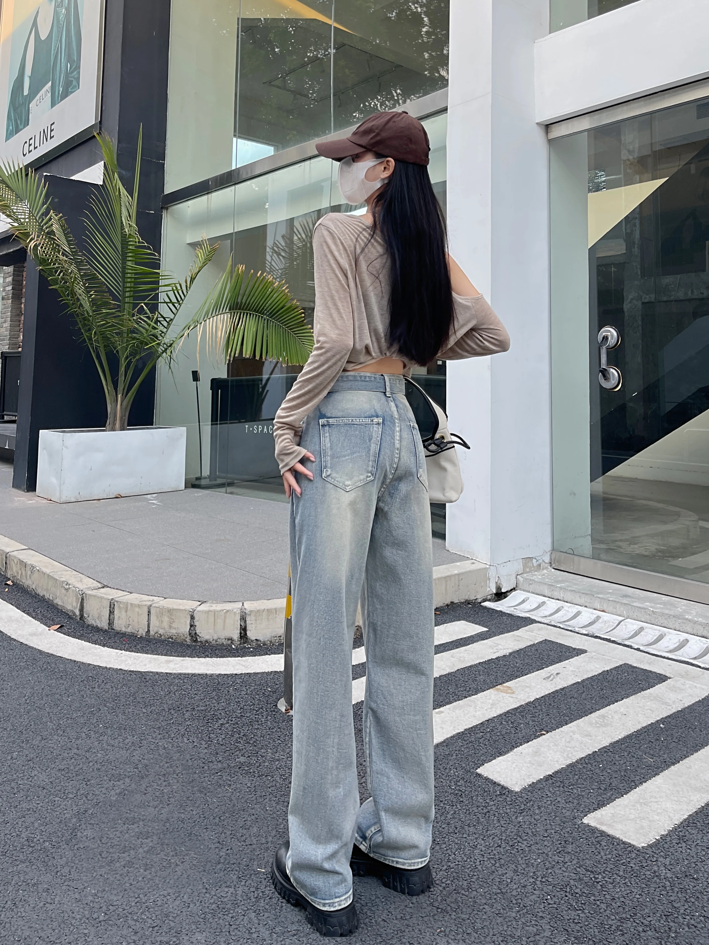 Jeans Women's light blue spring and autumn high street fashion American style design feels thin and loose straight pants