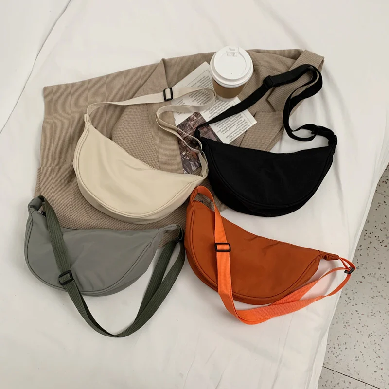 

2023 New Nylon Women's Shoulder Bag Female Solid Color Dumpling Bag Lightweight Small Satchel Underarm Bag Simple Messenger Bags