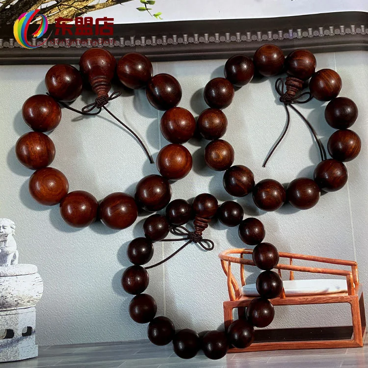 

Natural Qing Dynasty Small Leaves Red Sandalwood Hand String Along the Grain Wooden Rosary Beads Men and Women's Beads Bracelet