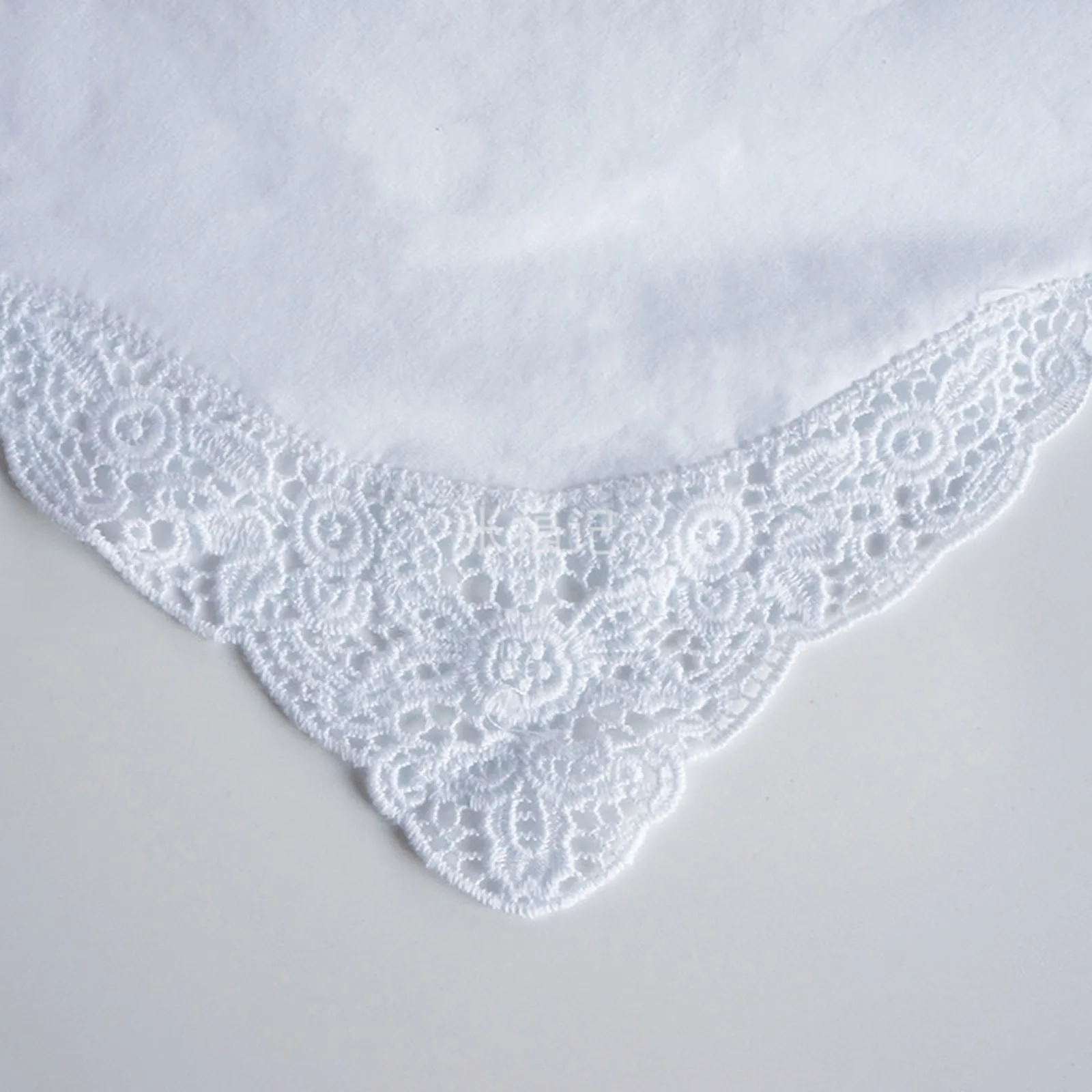 3/6Pcs Lace White Square Useful Handkerchief For Woman Man Classic Gentleman Style Cotton Handkerchief Square Lace 35x35cm  images - 6