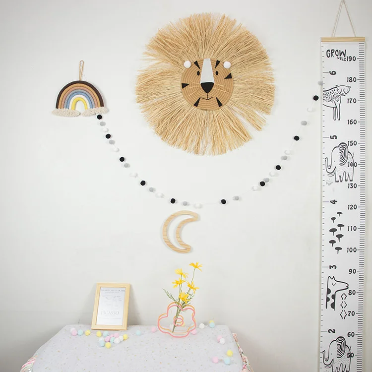 

Ins Nordic hand woven cartoon lion tiger straw home wall decoration children's room children's clothing store props