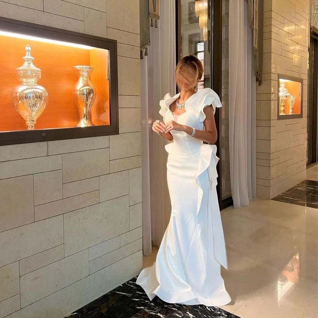

White Dubai Mermaid Evening Dresses Tiered Ruffles Pleat Ruched V-Neck Prom Dresses Saudi Arabic Women Formal Party Gowns