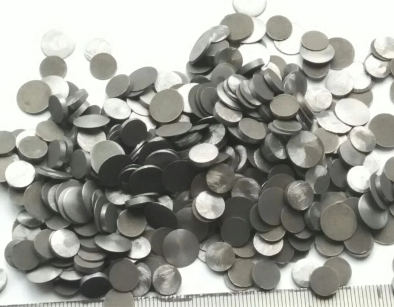 Металлический одноэлементный тантальный диск высокой чистоты Ta 99 9% |