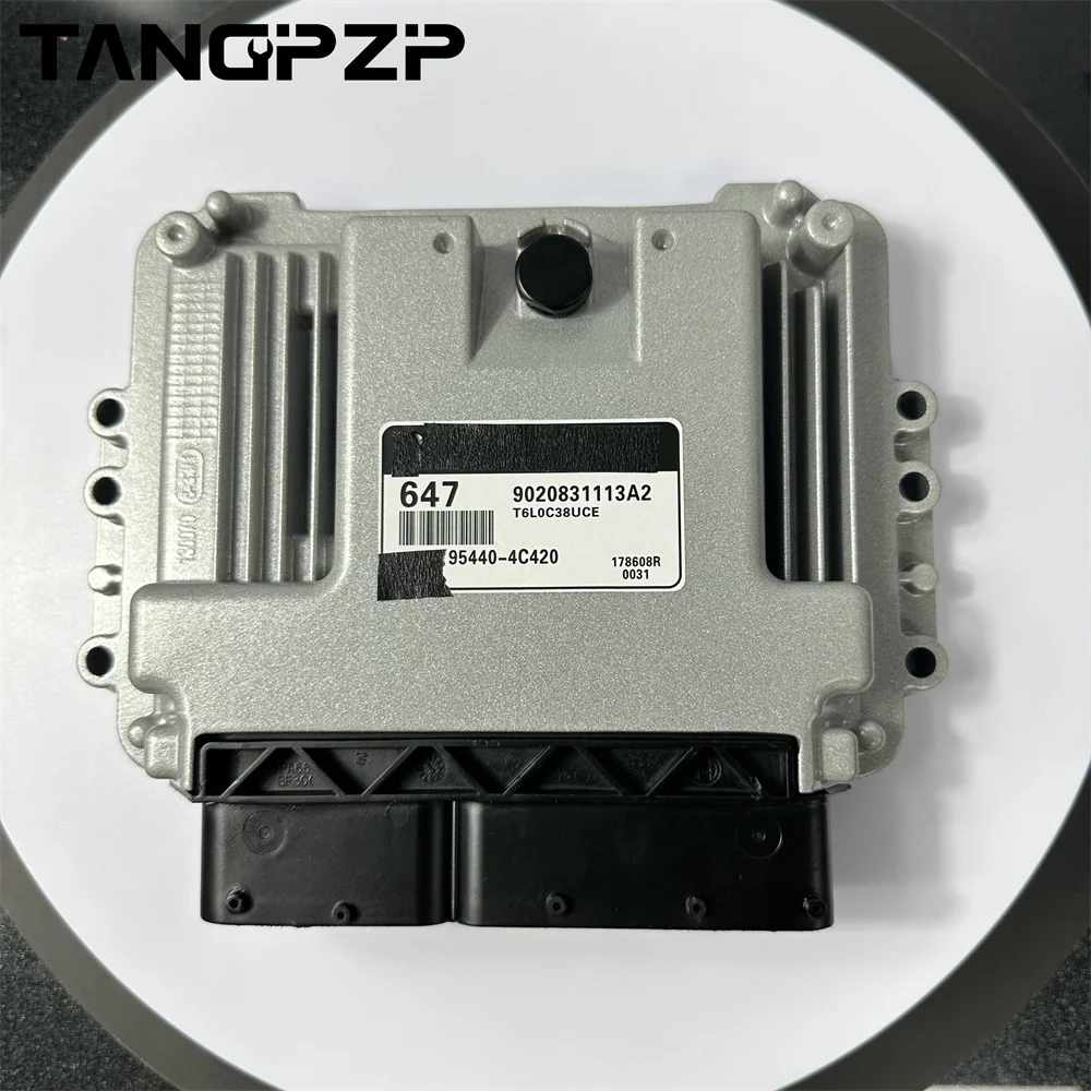 

Automotive Engine Electronic Control Unit Original Computer Board ECU 9020831113A2 647 FOR Hyundai 95440-4C420 MED17.9.8