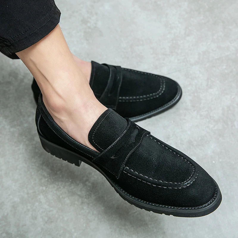 

Дизайнерские новые мужские кожаные повседневные туфли, Формальные туфли-броги для мужчин, лоферы с кисточками, удобные черные, коричневые замшевые мокасины