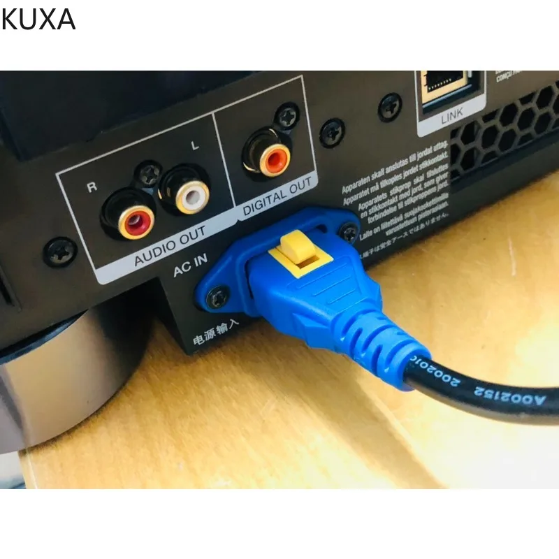 Фото Аксессуары KUXA (для акустических систем) для микшера Pioneer CDJ-3000 DJMA9 v10: блок питания, подключаемый модуль. №1