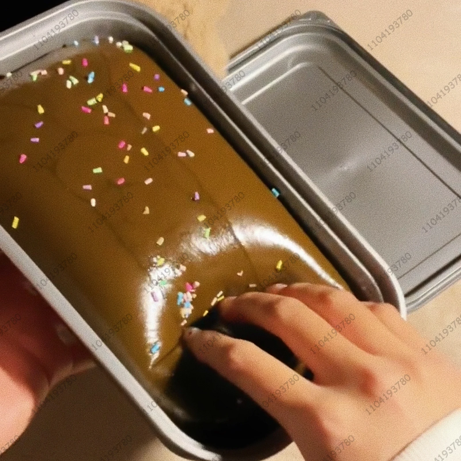 Sticky Box Cake Медленно растущая игрушка для сжимания Squishy Toy Масло Коробка мороженого