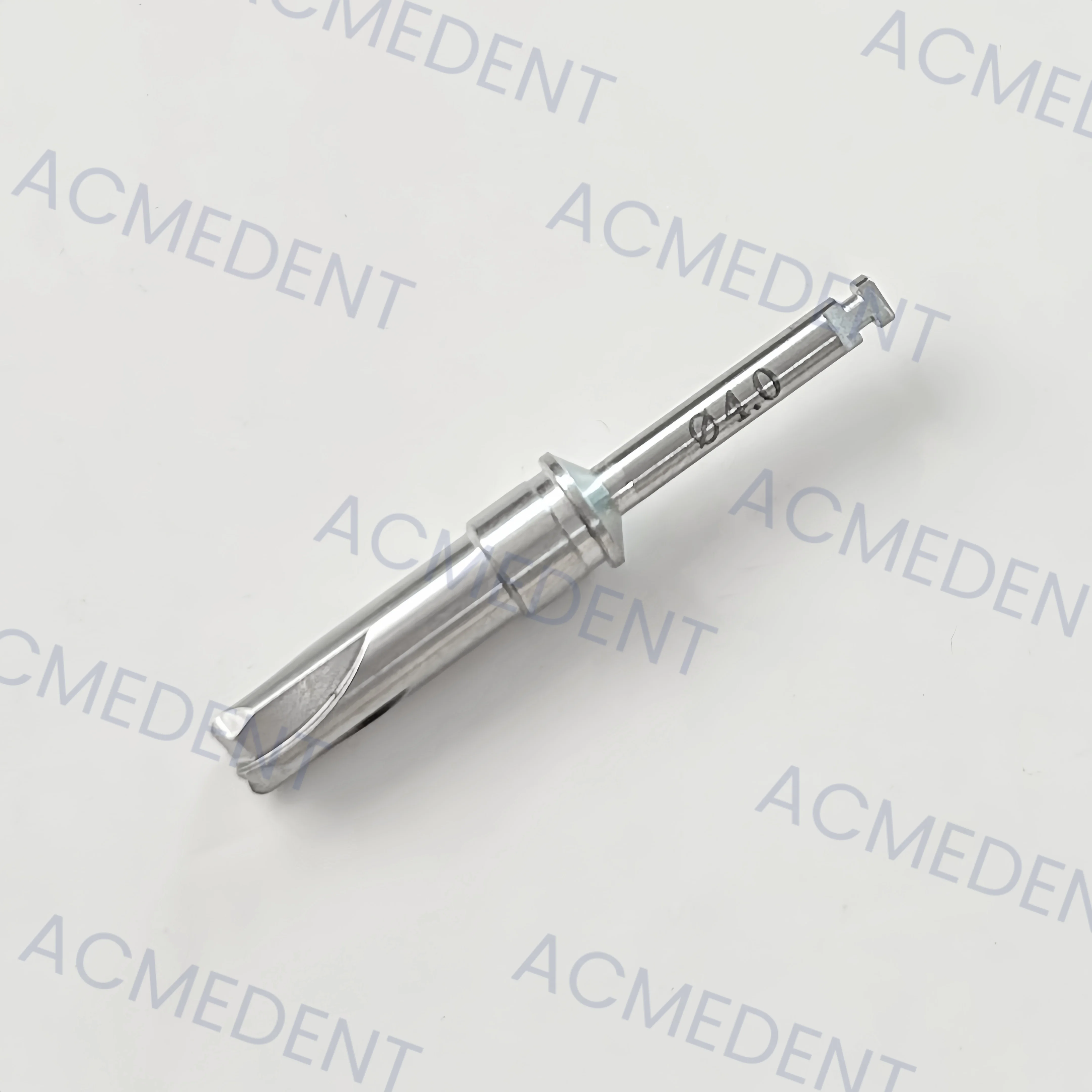 ⌀ 4.0 Стоматологическая дрель CAS с одной направляющей мембранные подъемные сверла