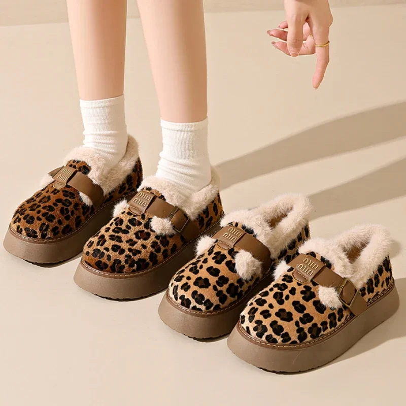 Модная женская обувь с леопардовым принтом на платформе 2024 теплые плюшевые